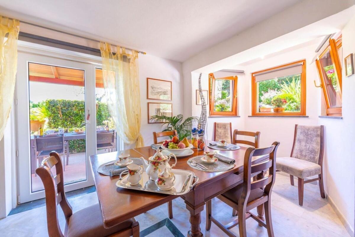 La Casa Fra Gli Ulivi Luxury Apartments With Pool Near Cinque Terre And Tuscany Монте-Марчелло Экстерьер фото